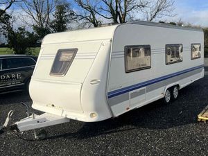 Hobby 6 Berth Fixed Bed Caravan - Image 2