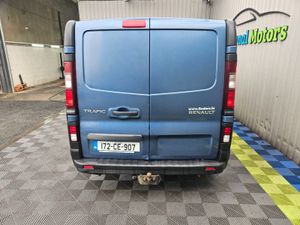 2017 Renault Trafic 1.6D Crew Cab - Image 4