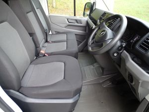2020 Volkswagen Crafter Panel Van - Image 3