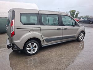 2018 Ford Tourneo 7 seater Automatic - Image 4