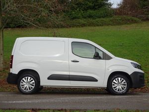 2021 Peugeot Partner Panel Van - Image 4