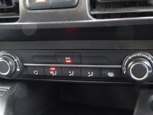 2020 Vauxhall Combo Panel Van - Image 2