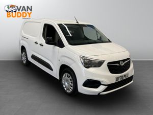 2020 Vauxhall Combo Panel Van - Image 2
