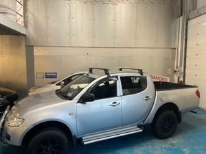 CREWCAB  LB DCB 4X4 2.5  134BHP - Image 2