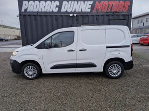 222 Citroen Berlingo High Spec - Image 4
