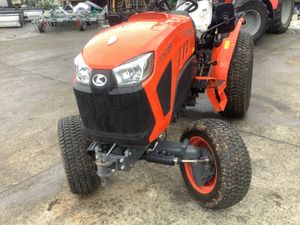 Kubota L351 tractor - Image 2