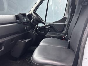 Renault Master FWD LM35 BLUE DCI 150+B 150+BUSINES - Image 3