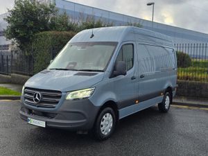 Sprinter 319/36 Select Auto - Top Spec 190bhp - Image 3