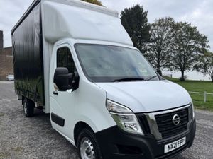 2021 Nissan NV400 Curtainsider Van - Image 3