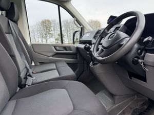 2022 Volkswagen Crafter Curtainsider Van - Image 2