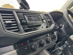 2022 Volkswagen Crafter Curtainsider Van - Image 3