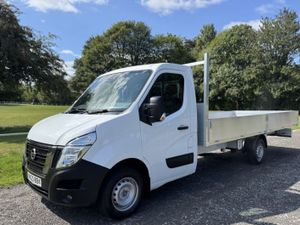 2023 Nissan Interstar Dropside Van - Image 3