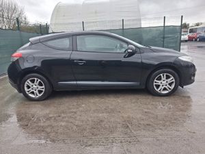 2011 Renault Megane  1.5 Diesel - Image 2
