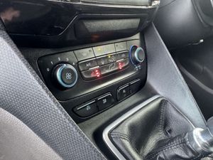 2021 Ford Transit Connect Panel Van - Image 4