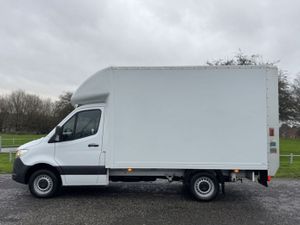 2021 Mercedes-Benz Sprinter Luton Box Van - Image 2