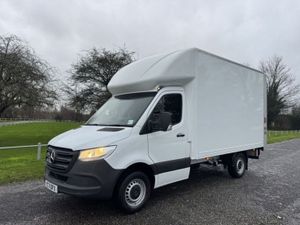 2021 Mercedes-Benz Sprinter Luton Box Van - Image 3
