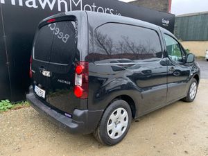 PEUGEOT PARTNER 1.6 HDI 75BHP PRO 3 SEATER - Image 4