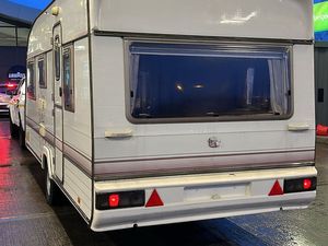 Sterling 5 Berth Caravan - Image 3