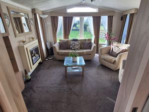 FULL RESEDENTIAL SPEC VOGUE LODGE - Image 3