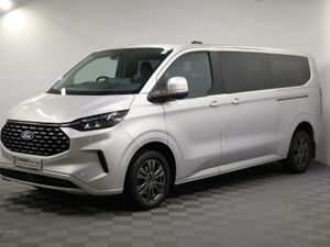 Ford Tourneo Custom 320 EcoBlue Titanium Luxe Auto - Image 3