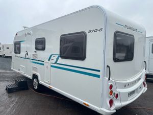 BAILEY PURSUIT 570-6 beautiful layout - Image 2