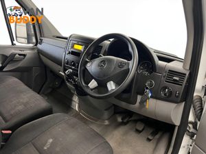 2018 Mercedes-Benz Sprinter Refrigerated Van - Image 4