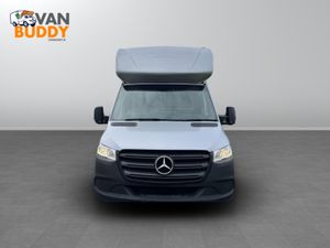 2022 Mercedes-Benz Sprinter CurtainSide Van - Image 4