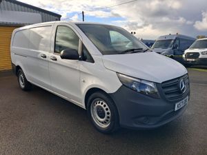 2022 Mercedes Benz Vito Panel Van - Image 2