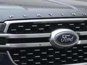 🇮🇪FORD RANGER 3.0 EBL V6  240BHP  PLATINUM (rare - Image 4