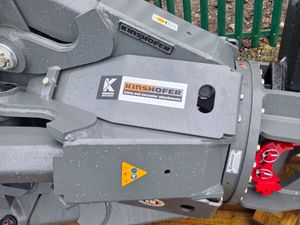 Kinshofer Orange Peal Grab - Image 2