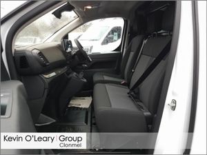 Opel Vivaro Komfort L1H1 1.5Diesel 120bhp - Image 4