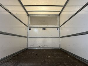 2024 Ford Transit Luton Box Van - Image 3