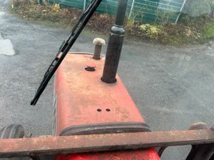 1980 Massey Ferguson 590 2wd - Image 2
