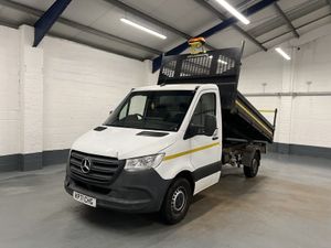 2021 Mercedes-Benz Sprinter Tipper Van - Image 2