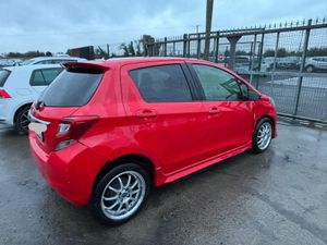 2014 Toyota vitz  Automatic - Image 4