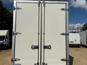 2025 Volkswagen Crafter Low Loader Luton Box Van - Image 2