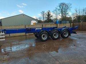2023 SDC 45ft Sliding Skeletal Trailer - Image 2