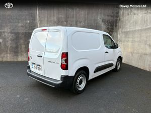 Toyota Proace City 1.5 - Image 2