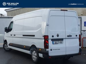Renault Master FWD VAN ADVANCE LM35 130 - Image 2