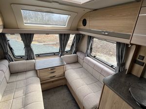 Elddis Avante 574 Caravan – full accessory - Image 4