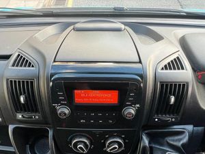2022 Peugeot Boxer Luton Box Van - Image 4