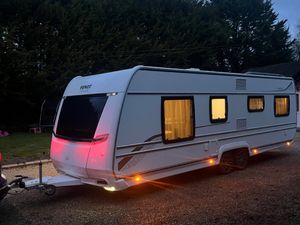 2022 Fendt Palace 700 Caravan - Image 3