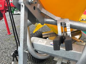 Jarmet Quad Spreader with Cover !!!! - Image 2