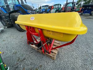 Cosmo Fertiliser Spreader - Image 4