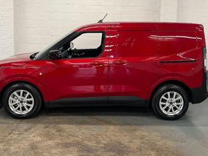 2024 Ford Transit Courier Panel Van - Image 3
