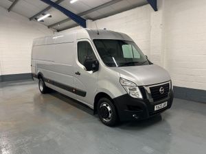2023 Nissan Interstar High Roof Panel Van - Image 2