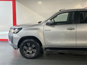 Toyota Hilux ICON D-4D 4WD DCB A - Image 2