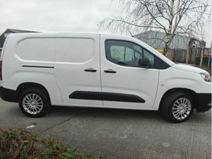 Toyota Proace LONG WHEEL BASE - Image 4