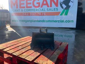 UNUSED 18" RHINIOX BUCKET....30mm PINS.....120v. - Image 2