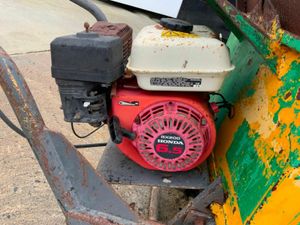 HONDA SELF PROPELLED BARROW LOADER.....742 - Image 3